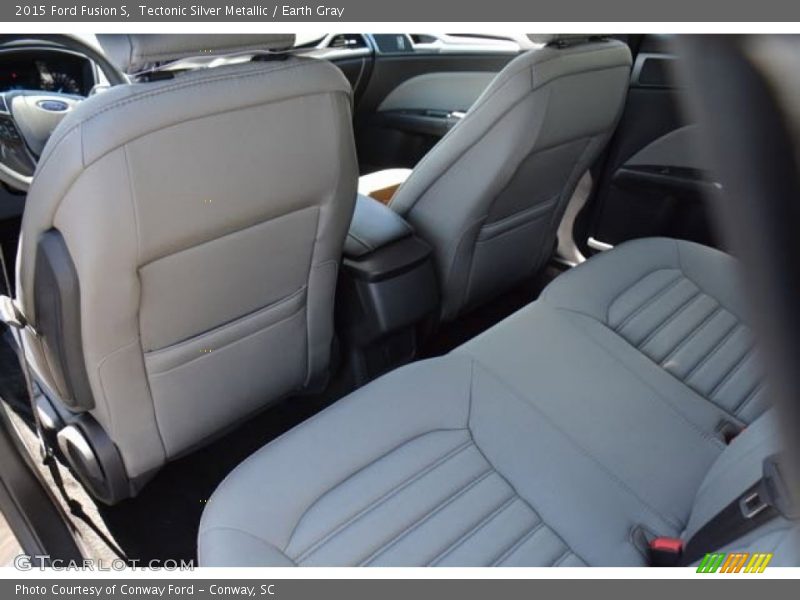 Tectonic Silver Metallic / Earth Gray 2015 Ford Fusion S