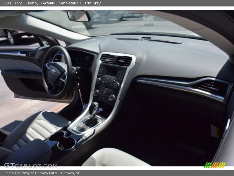 Tectonic Silver Metallic / Earth Gray 2015 Ford Fusion S