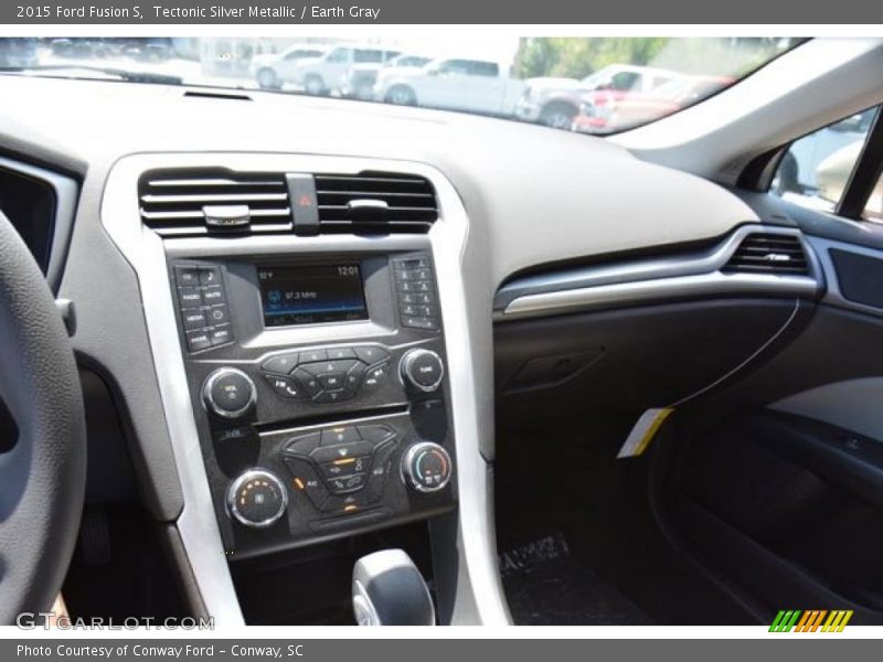 Tectonic Silver Metallic / Earth Gray 2015 Ford Fusion S