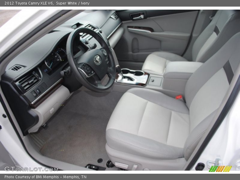 Super White / Ivory 2012 Toyota Camry XLE V6