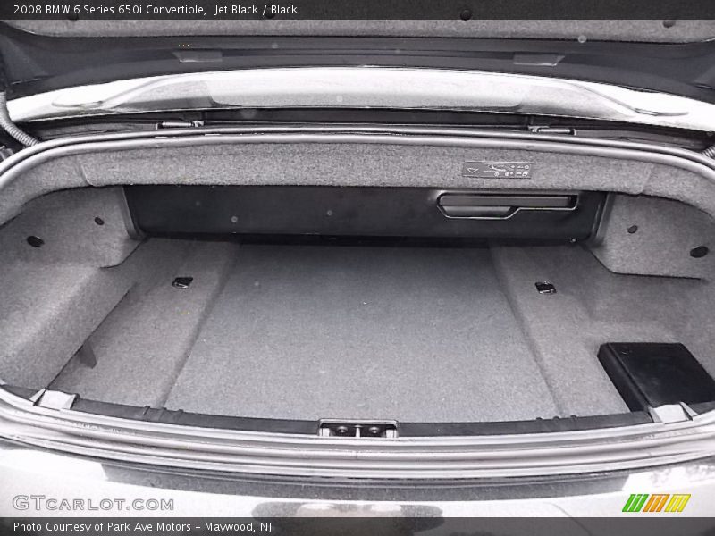  2008 6 Series 650i Convertible Trunk