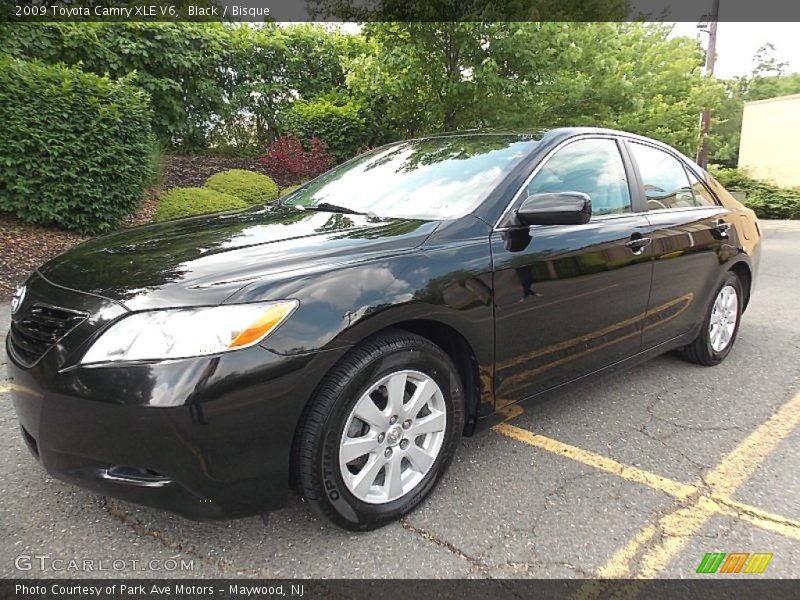 Black / Bisque 2009 Toyota Camry XLE V6