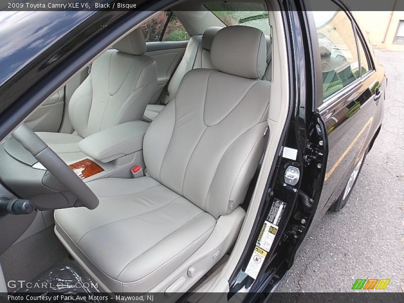 Black / Bisque 2009 Toyota Camry XLE V6