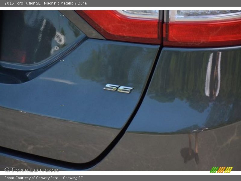 Magnetic Metallic / Dune 2015 Ford Fusion SE