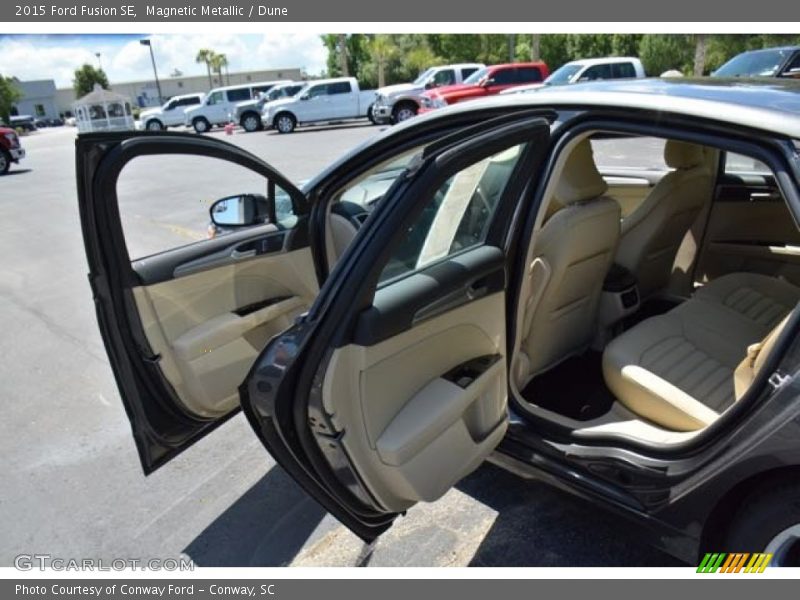 Magnetic Metallic / Dune 2015 Ford Fusion SE