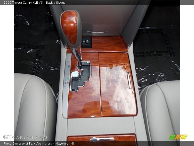Black / Bisque 2009 Toyota Camry XLE V6