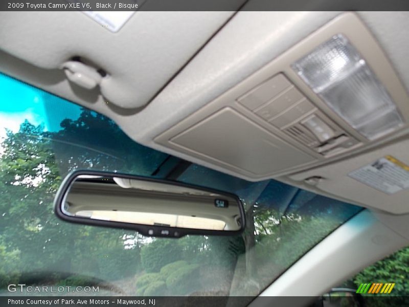 Black / Bisque 2009 Toyota Camry XLE V6