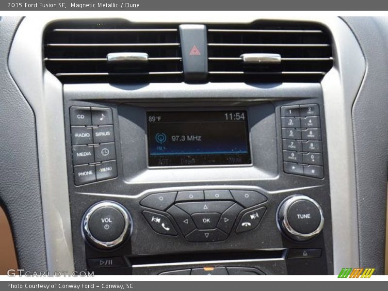 Magnetic Metallic / Dune 2015 Ford Fusion SE