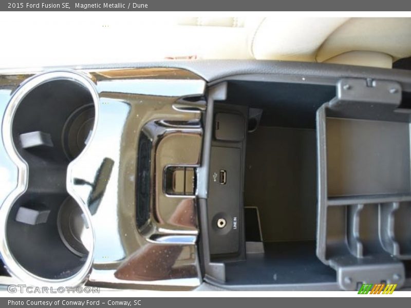 Magnetic Metallic / Dune 2015 Ford Fusion SE
