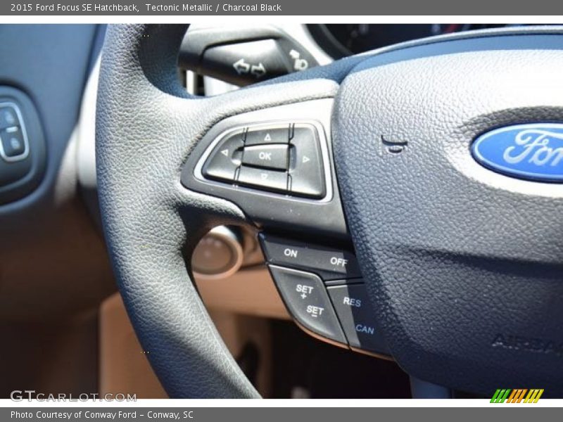 Tectonic Metallic / Charcoal Black 2015 Ford Focus SE Hatchback