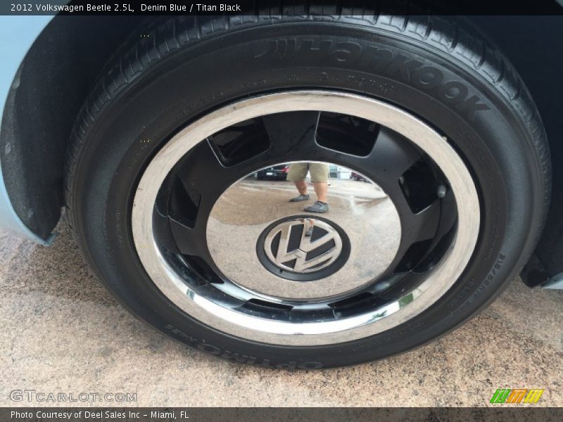 Denim Blue / Titan Black 2012 Volkswagen Beetle 2.5L