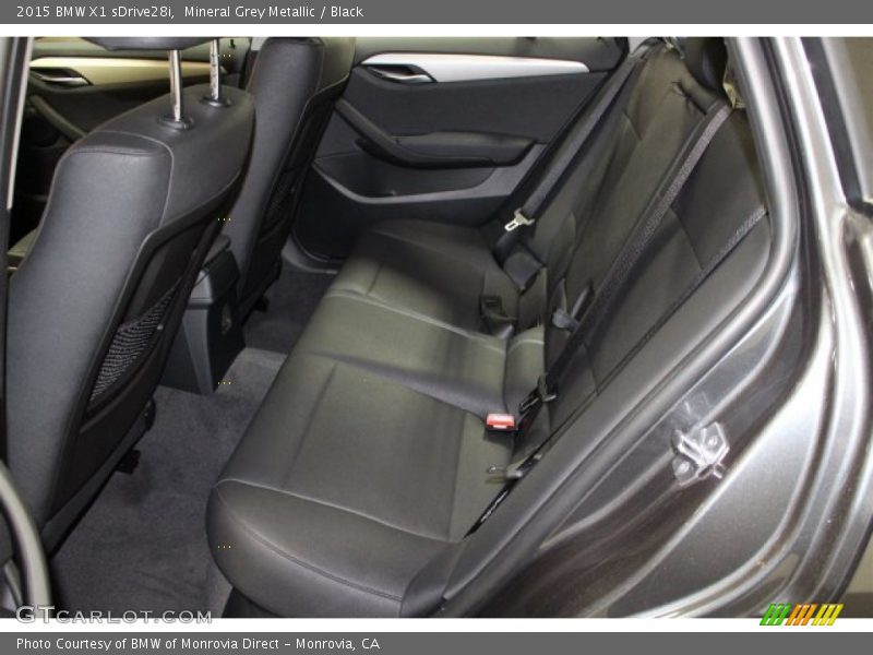 Mineral Grey Metallic / Black 2015 BMW X1 sDrive28i