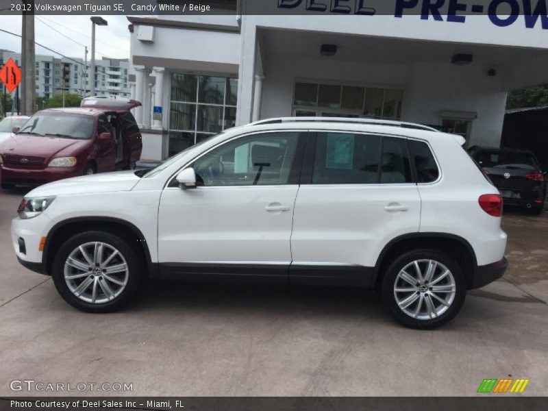 Candy White / Beige 2012 Volkswagen Tiguan SE