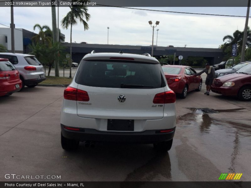 Candy White / Beige 2012 Volkswagen Tiguan SE