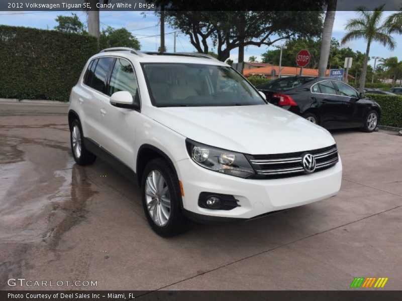 Candy White / Beige 2012 Volkswagen Tiguan SE