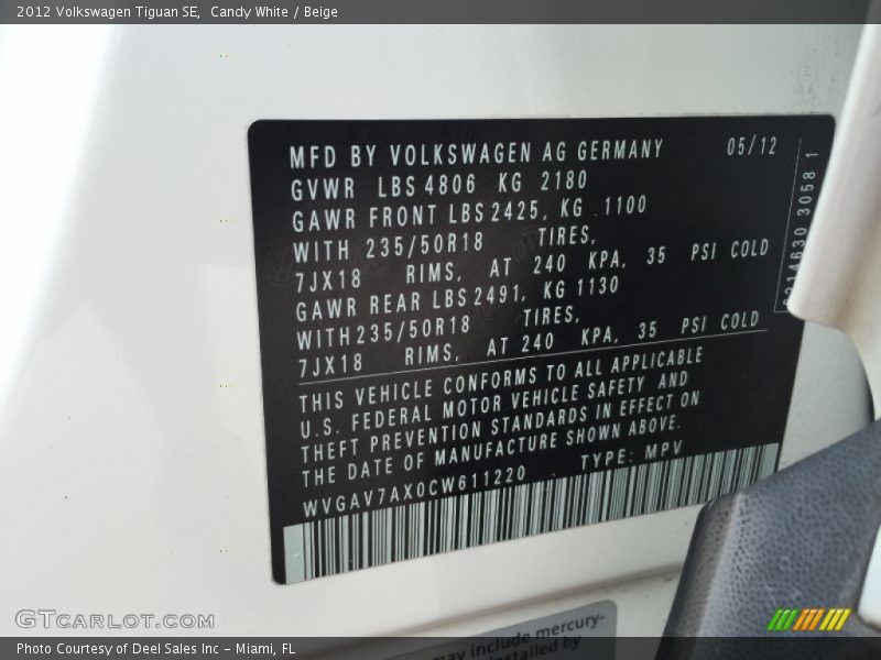 Candy White / Beige 2012 Volkswagen Tiguan SE