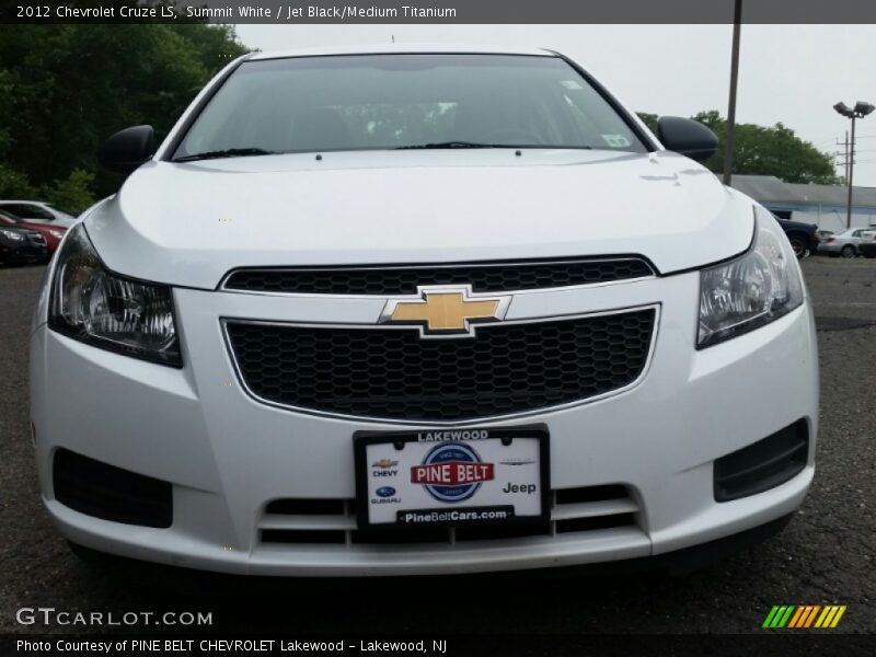Summit White / Jet Black/Medium Titanium 2012 Chevrolet Cruze LS