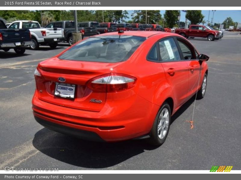 Race Red / Charcoal Black 2015 Ford Fiesta SE Sedan