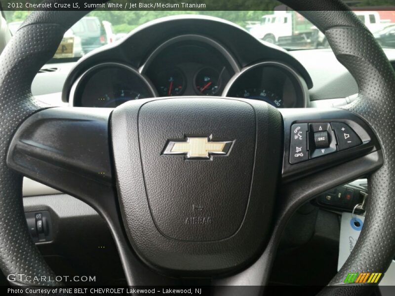 Summit White / Jet Black/Medium Titanium 2012 Chevrolet Cruze LS