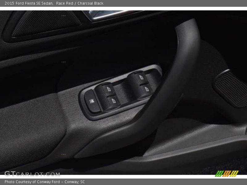 Race Red / Charcoal Black 2015 Ford Fiesta SE Sedan