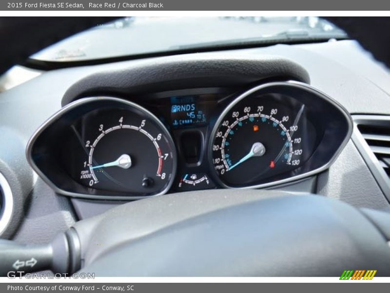 Race Red / Charcoal Black 2015 Ford Fiesta SE Sedan