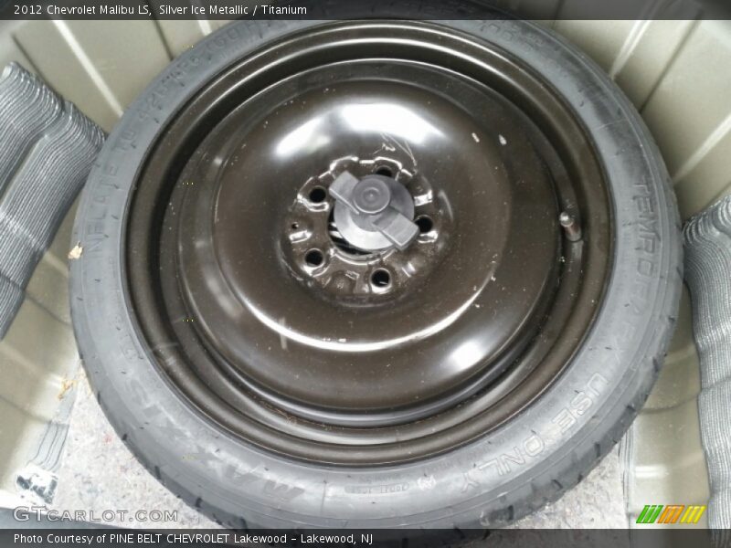 Silver Ice Metallic / Titanium 2012 Chevrolet Malibu LS
