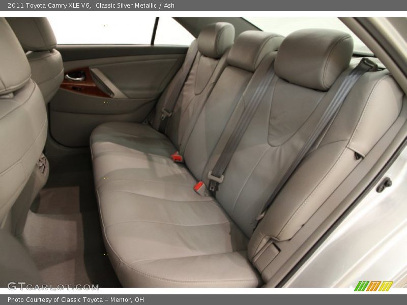 Classic Silver Metallic / Ash 2011 Toyota Camry XLE V6