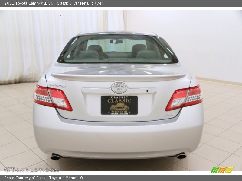Classic Silver Metallic / Ash 2011 Toyota Camry XLE V6