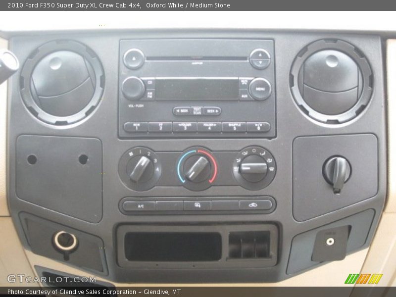 Oxford White / Medium Stone 2010 Ford F350 Super Duty XL Crew Cab 4x4