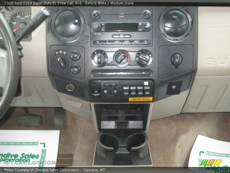 Oxford White / Medium Stone 2008 Ford F250 Super Duty XL Crew Cab 4x4