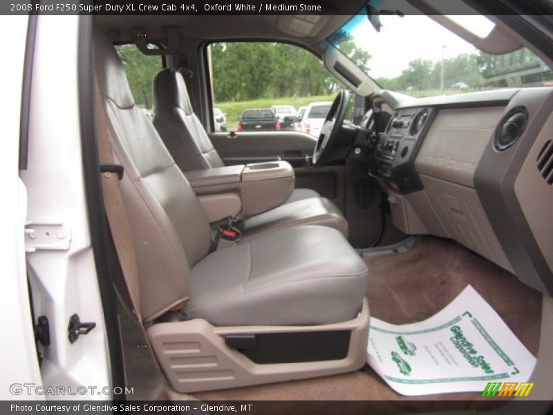 Oxford White / Medium Stone 2008 Ford F250 Super Duty XL Crew Cab 4x4