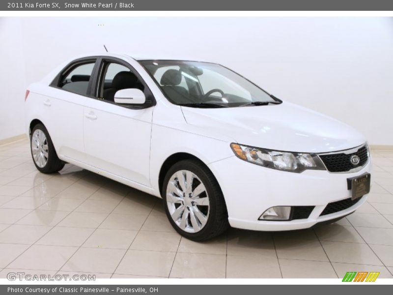 Snow White Pearl / Black 2011 Kia Forte SX