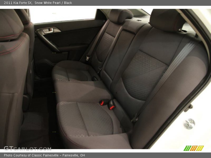 Snow White Pearl / Black 2011 Kia Forte SX