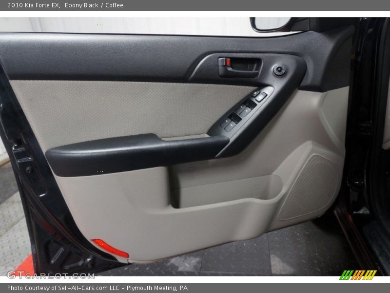 Ebony Black / Coffee 2010 Kia Forte EX