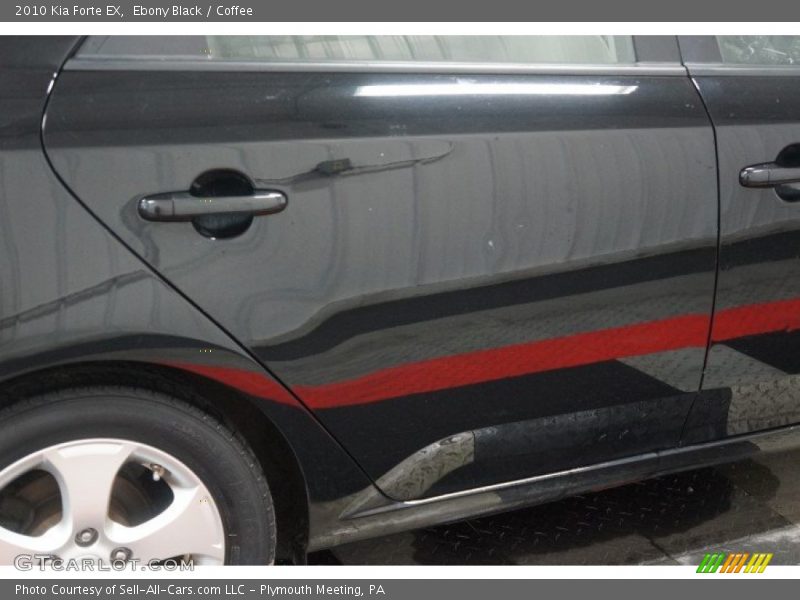 Ebony Black / Coffee 2010 Kia Forte EX
