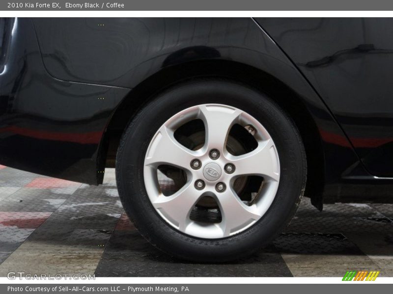 Ebony Black / Coffee 2010 Kia Forte EX