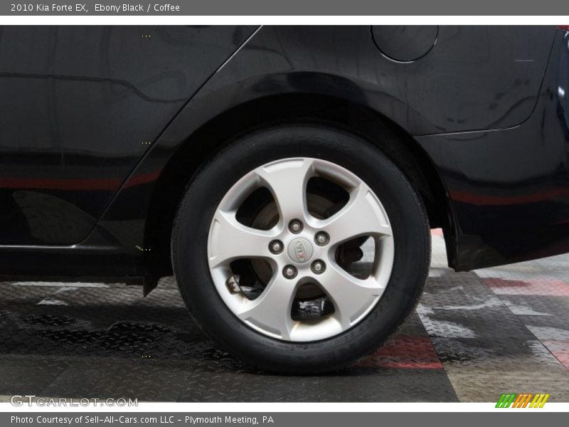 Ebony Black / Coffee 2010 Kia Forte EX