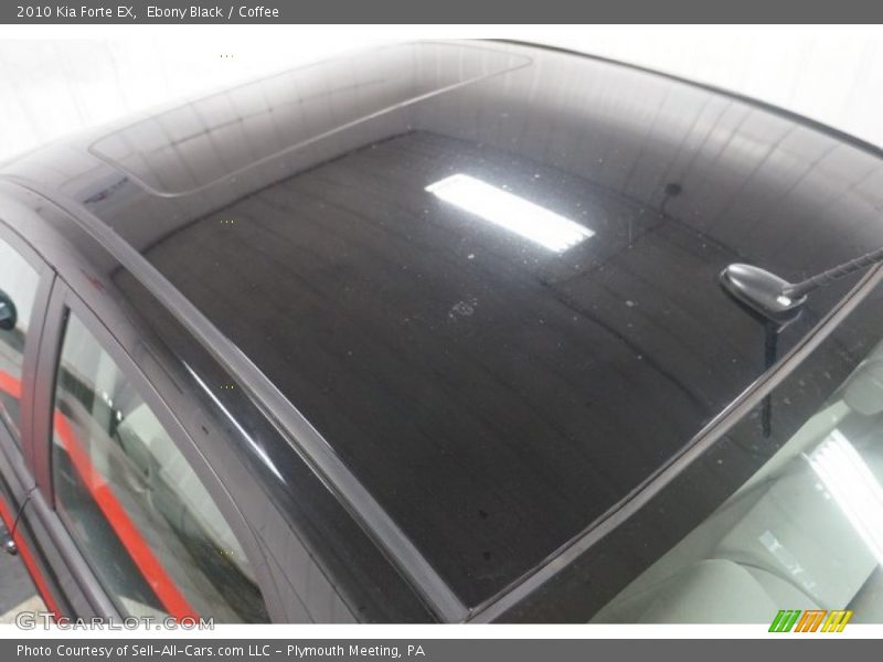 Ebony Black / Coffee 2010 Kia Forte EX