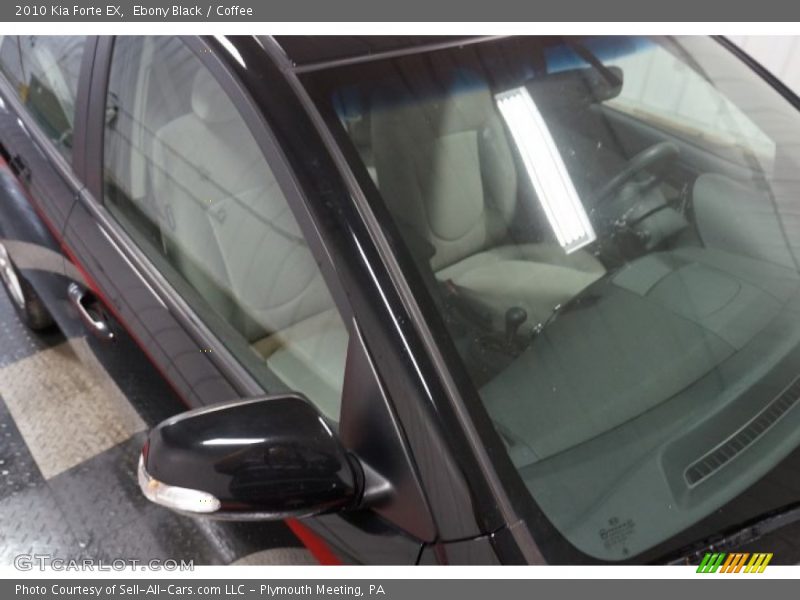Ebony Black / Coffee 2010 Kia Forte EX