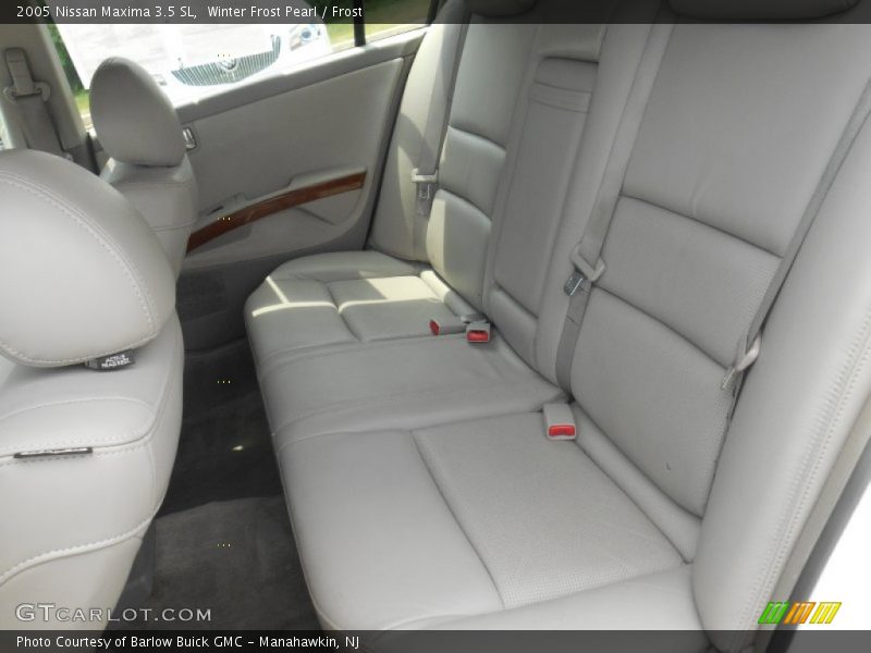Winter Frost Pearl / Frost 2005 Nissan Maxima 3.5 SL