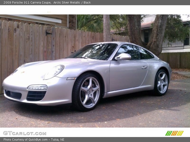 Front 3/4 View of 2009 911 Carrera Coupe