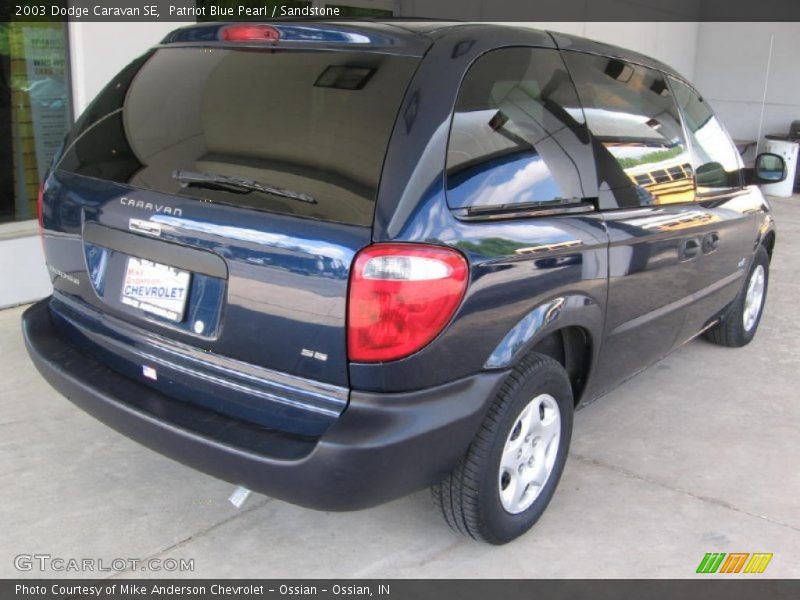 Patriot Blue Pearl / Sandstone 2003 Dodge Caravan SE