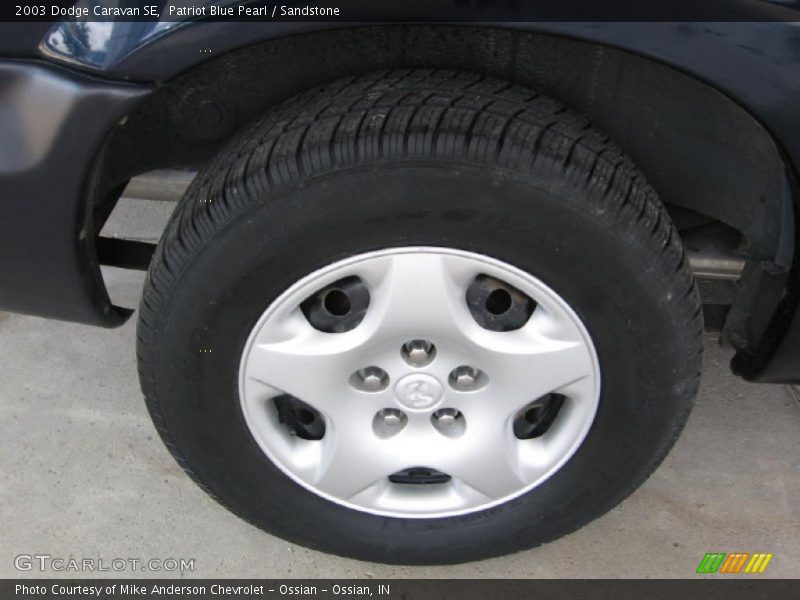 Patriot Blue Pearl / Sandstone 2003 Dodge Caravan SE