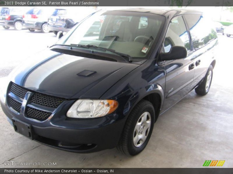 Patriot Blue Pearl / Sandstone 2003 Dodge Caravan SE