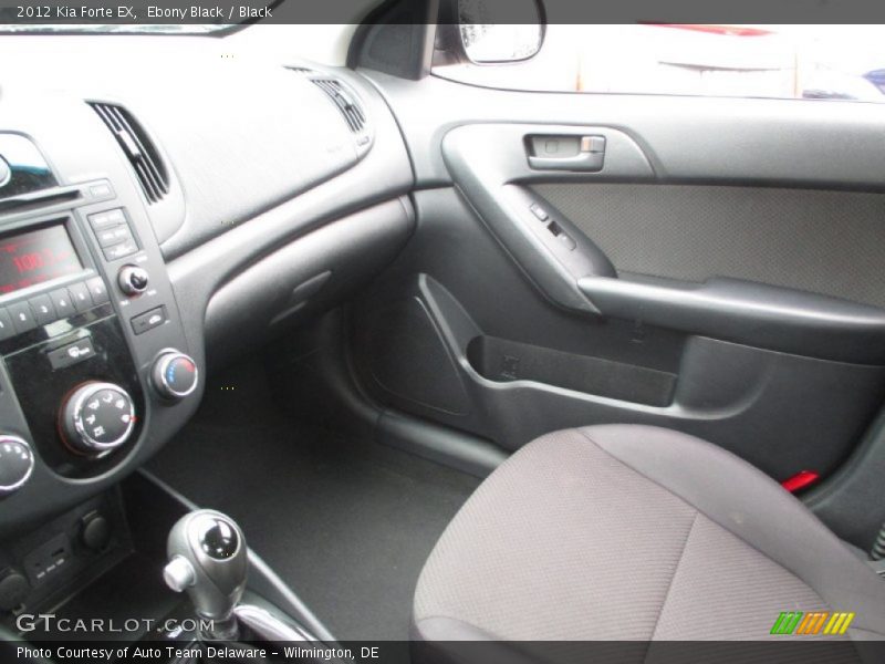 Ebony Black / Black 2012 Kia Forte EX