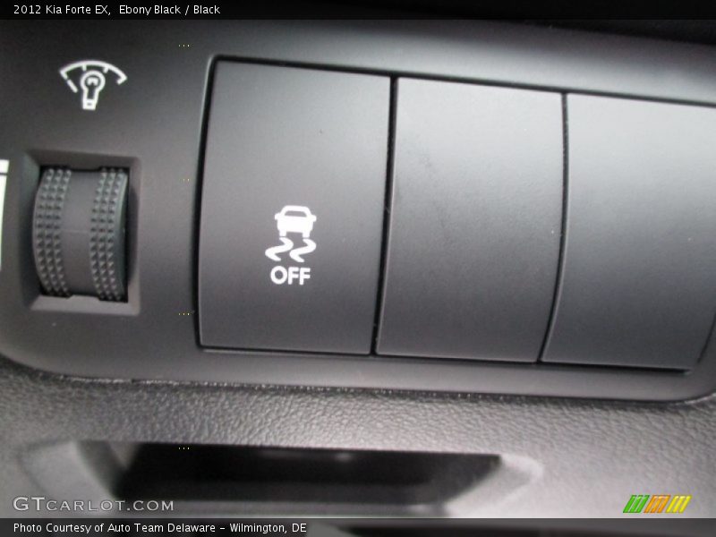 Ebony Black / Black 2012 Kia Forte EX