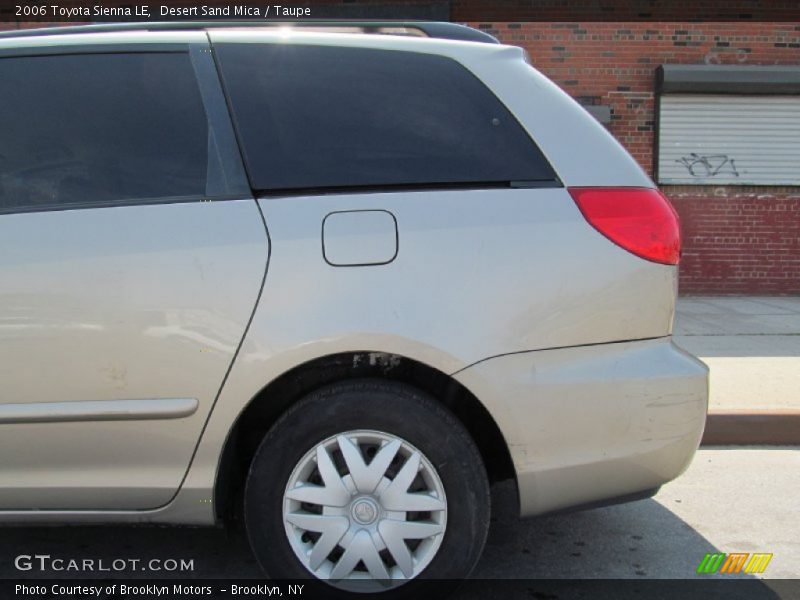 Desert Sand Mica / Taupe 2006 Toyota Sienna LE