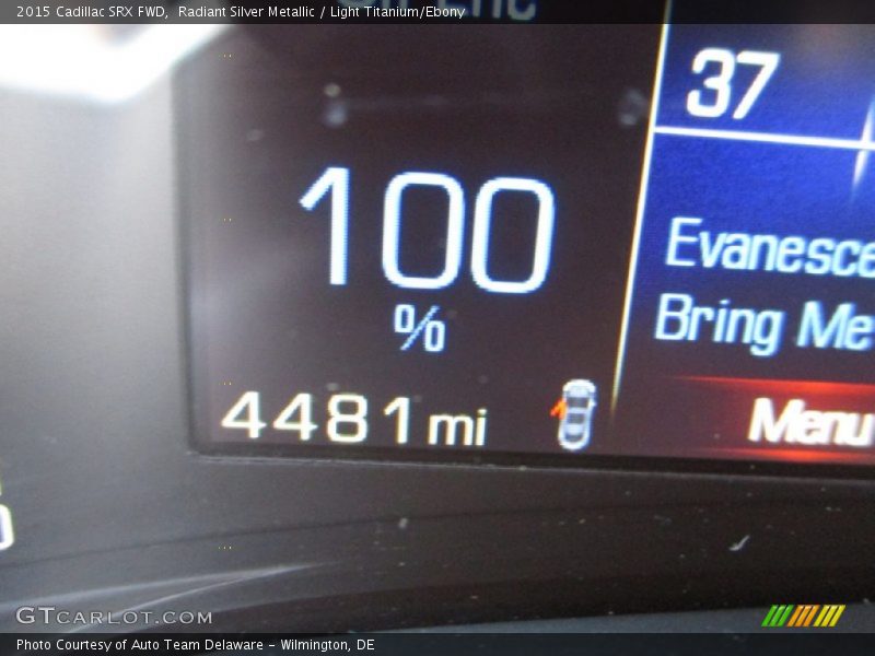 Radiant Silver Metallic / Light Titanium/Ebony 2015 Cadillac SRX FWD