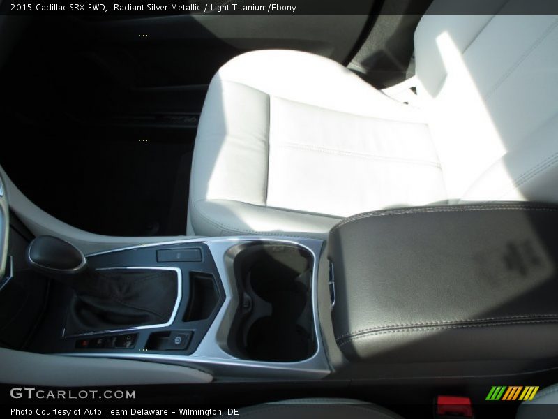 Radiant Silver Metallic / Light Titanium/Ebony 2015 Cadillac SRX FWD