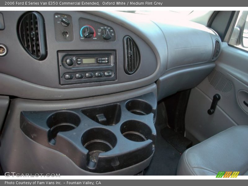 Oxford White / Medium Flint Grey 2006 Ford E Series Van E350 Commercial Extended